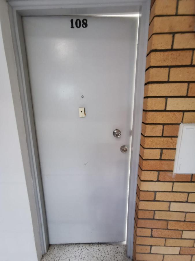 Surfers Holiday Apartments Gold Coast Esterno foto